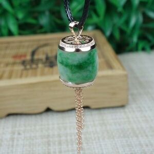 Certified Green 100% natural A jadeite jade Pendant~Lu Lu Tong 路路通